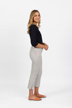 Load image into Gallery viewer, Vassalli Slim Leg 7/8 Pull On Pant - Hash