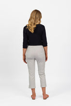 Load image into Gallery viewer, Vassalli Slim Leg 7/8 Pull On Pant - Hash