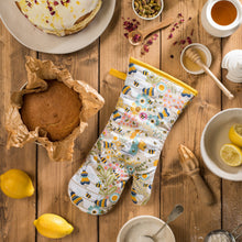 Load image into Gallery viewer, Ulster Weavers Beekeeper Oven Glove