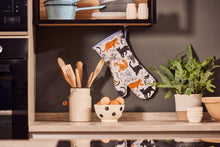 Load image into Gallery viewer, Ulster Weavers Feline Oven Glove