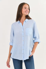 Load image into Gallery viewer, Shirt Women - Light Blue from Enveloppe Linen Shirt - Ciel