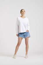 Load image into Gallery viewer, Est1971 Raw L/S Cotton Sweatshirt - White