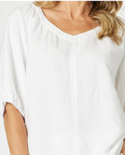 Load image into Gallery viewer, Gordon Smith Lino V Neck Top - White