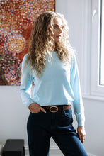 Load image into Gallery viewer, Women jumper in light blue from Humidity