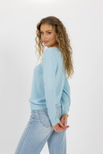 Load image into Gallery viewer, side view - Women jumper in light blue from Humidity