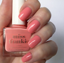 Load image into Gallery viewer, Miss Frankie Nail Polish - On Vacay
