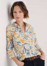 Load image into Gallery viewer, Seasalt Cornwall Larissa Shirt - Painted Daffodil Chalk