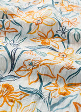 Load image into Gallery viewer, Seasalt Cornwall Larissa Shirt - Painted Daffodil Chalk