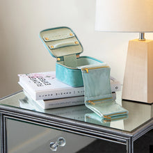 Load image into Gallery viewer, Tonic Luxe Velvet Jewellery Cube - Seafoam