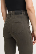 Load image into Gallery viewer, Toorallie High rise Straight Jean - Bay Leaf
