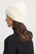 Load image into Gallery viewer, Toorallie Chunky Wool Beanie - Ivory