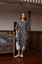 Load image into Gallery viewer, Valia Victoria Dress
