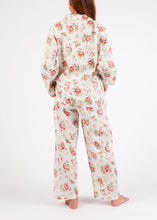 Load image into Gallery viewer, Cotton Pyjamas - Long Set - Pink Roses on Cream