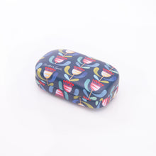 Load image into Gallery viewer, The Australian Collection Travel Case - Andrea Smith