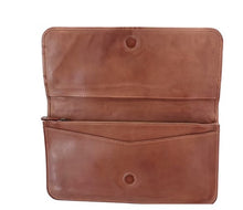 Load image into Gallery viewer, Kompanero Aleks Leather Clutch