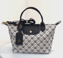 Load and play video in Gallery viewer, Henney Bear Shoulder Bag - PT Bear