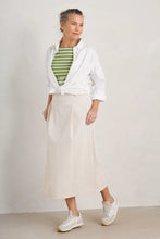 Load image into Gallery viewer, Seasalt of Cornwall Sailor T-Shirt - Breton Dill Chalk