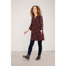 Load image into Gallery viewer, Seasalt Cornwall South Terrace Tunic - Ink Line Flower Dark Cinnamon