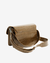 Load image into Gallery viewer, HVISK Basel Shiny Croco - Toffee Brown
