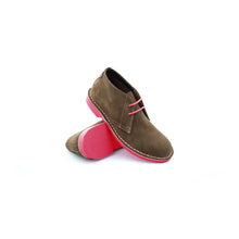 Load image into Gallery viewer, Veldskoen Desert Boots - Hot Pink