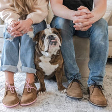 Load image into Gallery viewer, Veldskoen Desert Boot - Pink