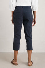 Load image into Gallery viewer, Seasalt Cornwall Albert Quay Crops - Navy