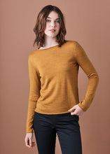 Load image into Gallery viewer, Uimi Phoebe Australian Merino Wool Crew Neck Jumper - Pickle