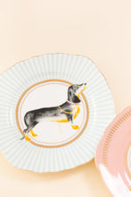 Load image into Gallery viewer, Yvonne Ellen Tea Plate Set of 4 - Giraffe, Dog, Budgie, Leopard
