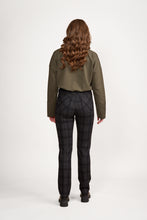 Load image into Gallery viewer, Vassalli Slim Leg Ponti Pull on Pant - Bennett
