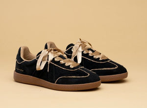 ASFVLT Sneakers - Elite Classic Black/Cream Dentelles