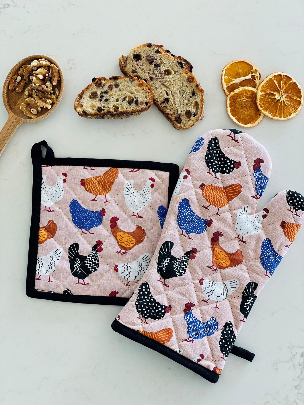 Allgifts Australia Oven Glove & Pot Holder Set - Bright Hens