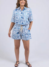 Load image into Gallery viewer, ELM Dolce Tile Short - Ocean Tile Print
