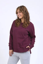 Load image into Gallery viewer, ELM Melbourne Crew Sweatshirt - Merlot
