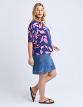 Load image into Gallery viewer, ELM Mimosa Tee - Blue Depth
