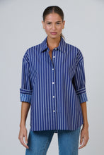 Load image into Gallery viewer, Enveloppe Cotton Shirt - Rayure Marine
