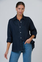 Load image into Gallery viewer, Enveloppe Linen Shirt - Marine
