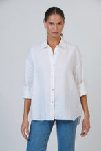 Load image into Gallery viewer, Enveloppe Linen Shirt - Lys (White)

