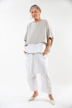 Load image into Gallery viewer, Eva Sunday Tommy Top - Neutral
