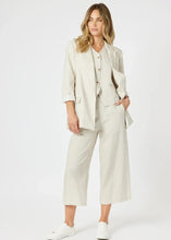 Load image into Gallery viewer, Gordon Smith Lino Short Vest - Natural
