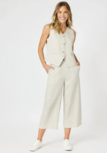 Load image into Gallery viewer, Gordon Smith Lino Short Vest - Natural
