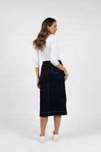 Load image into Gallery viewer, Humidity Nevada Skirt - Dark Blue
