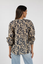 Load image into Gallery viewer, Humidity Eden Blouse - Navy Print
