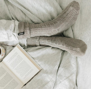 Lamington Wool Sunday Socks Chunky Cable Knit - Bluff (Oyster)