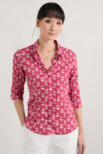Load image into Gallery viewer, Seasalt Cornwall Larissa Organic Cotton Shirt - Sea Fan Strands Maple
