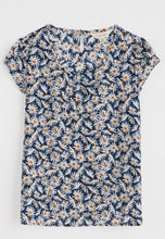 Load image into Gallery viewer, Seasalt Garden Gate Top - Scatter Daisy
