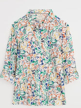 Load image into Gallery viewer, Seasalt Cornwall Larissa Shirt - Painters Garden Chalk
