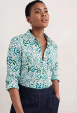 Load image into Gallery viewer, Seasalt Larissa Shirt - Wandering Peas Chalk
