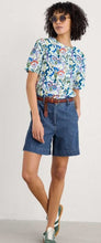 Load image into Gallery viewer, Seasalt Poisson T-Shirt - Studio Floral Chalk
