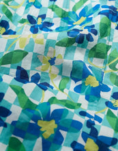 Load image into Gallery viewer, Seasalt Rushmaker Shirt - Picnic Floral Chalk
