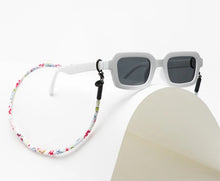 Load image into Gallery viewer, Sliwils Glasses Leash - Fruitier
